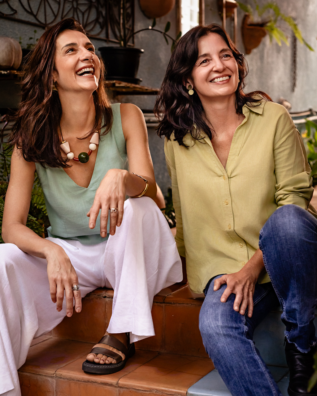 Joana e Patrícia em momento de escuta.